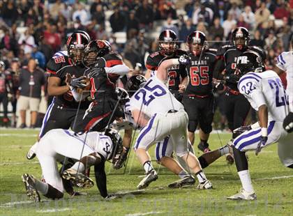 Thumbnail 2 in New Bern vs. Porter Ridge (NCHSAA 4A Final) photogallery.
