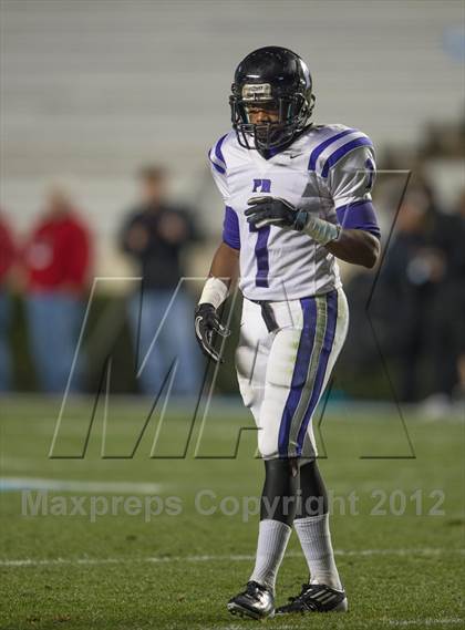 Thumbnail 3 in New Bern vs. Porter Ridge (NCHSAA 4A Final) photogallery.