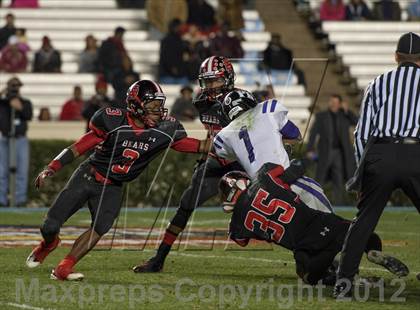 Thumbnail 1 in New Bern vs. Porter Ridge (NCHSAA 4A Final) photogallery.