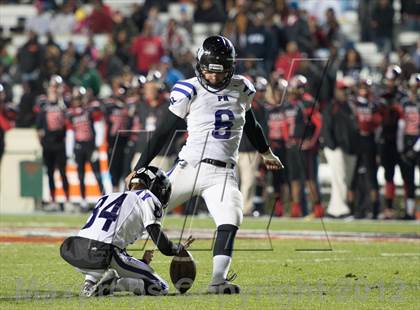 Thumbnail 2 in New Bern vs. Porter Ridge (NCHSAA 4A Final) photogallery.