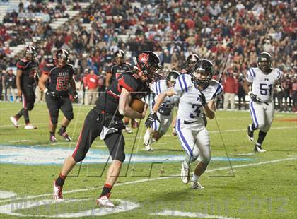 Thumbnail 2 in New Bern vs. Porter Ridge (NCHSAA 4A Final) photogallery.