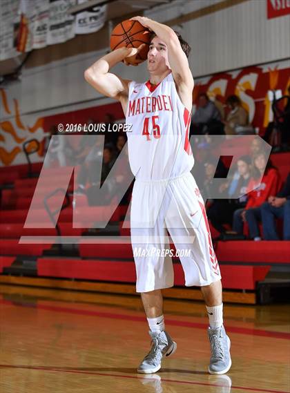 Thumbnail 1 in Mater Dei vs. Eisenhower (Diablo Inferno Tourney) photogallery.