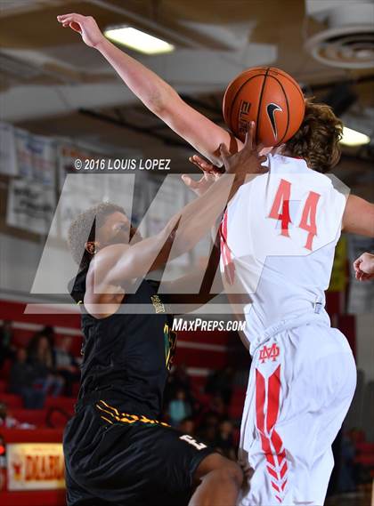 Thumbnail 1 in Mater Dei vs. Eisenhower (Diablo Inferno Tourney) photogallery.