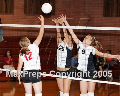 Thumbnail 2 in Antioch @ Carondelet photogallery.