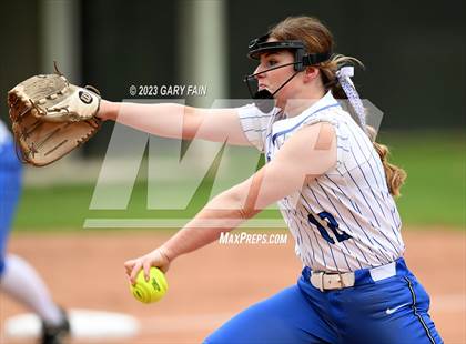 Thumbnail 2 in Girls Prep @ Baylor photogallery.