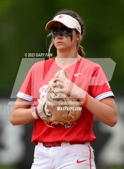 Thumbnail 3 in Girls Prep @ Baylor photogallery.