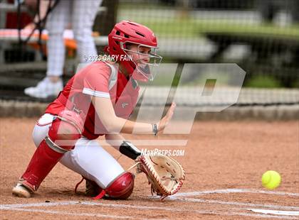 Thumbnail 3 in Girls Prep @ Baylor photogallery.