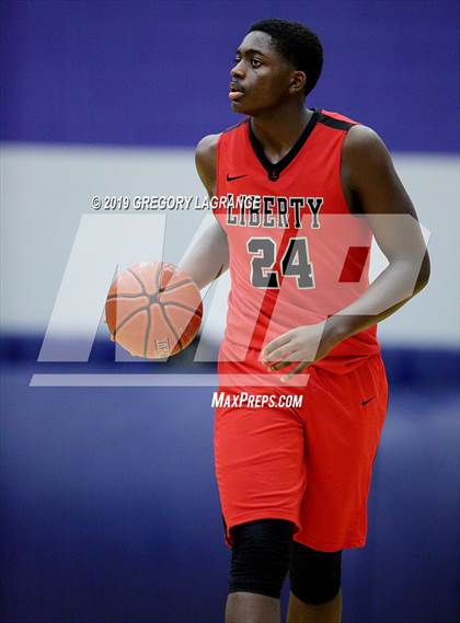 Thumbnail 3 in Liberty vs Lone Star photogallery.
