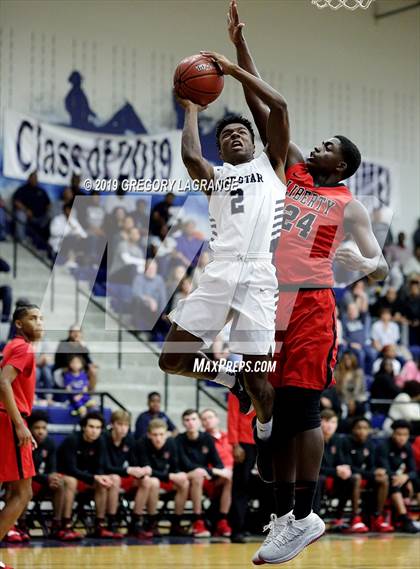 Thumbnail 2 in Liberty vs Lone Star photogallery.