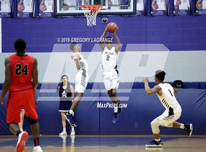 Thumbnail 2 in Liberty vs Lone Star photogallery.