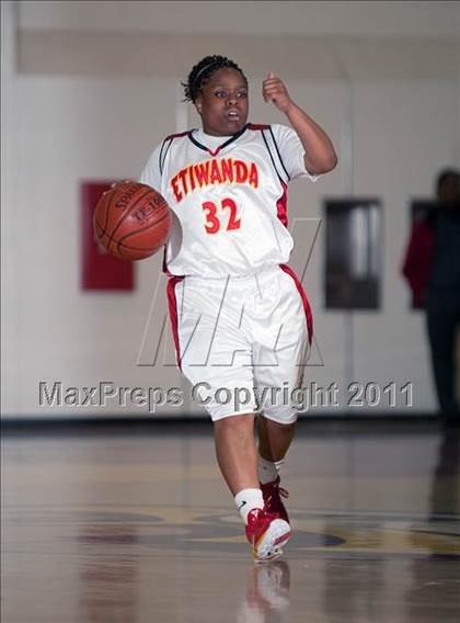 Thumbnail 3 in Mater Dei @ Etiwanda (CIF SS Playoffs) photogallery.