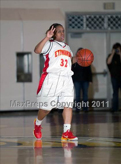 Thumbnail 3 in Mater Dei @ Etiwanda (CIF SS Playoffs) photogallery.