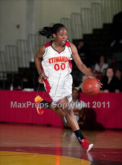 Thumbnail 1 in Mater Dei @ Etiwanda (CIF SS Playoffs) photogallery.