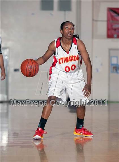 Thumbnail 3 in Mater Dei @ Etiwanda (CIF SS Playoffs) photogallery.