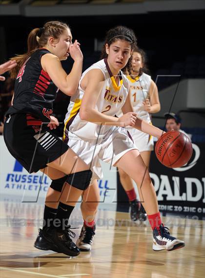 Thumbnail 3 in AGBU vs. Mesa Grande Academy (CIF SS D5A Final) photogallery.