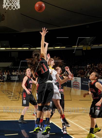Thumbnail 1 in AGBU vs. Mesa Grande Academy (CIF SS D5A Final) photogallery.