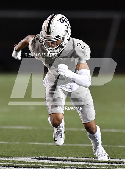 Thumbnail 3 in St. John Bosco vs. Oaks Christian (CIF SS Playoff DIV 1 Semi Final) photogallery.