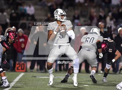 Thumbnail 2 in St. John Bosco vs. Oaks Christian (CIF SS Playoff DIV 1 Semi Final) photogallery.