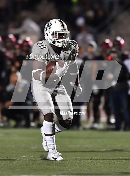 Thumbnail 3 in St. John Bosco vs. Oaks Christian (CIF SS Playoff DIV 1 Semi Final) photogallery.