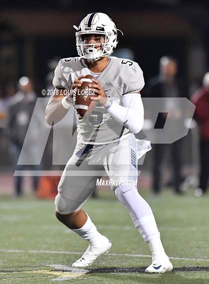 Thumbnail 2 in St. John Bosco vs. Oaks Christian (CIF SS Playoff DIV 1 Semi Final) photogallery.