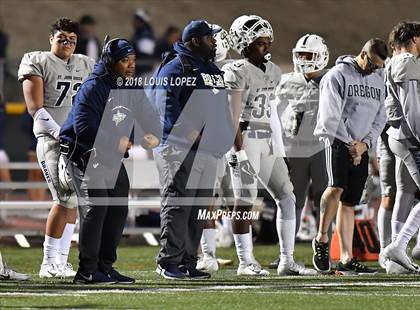 Thumbnail 2 in St. John Bosco vs. Oaks Christian (CIF SS Playoff DIV 1 Semi Final) photogallery.
