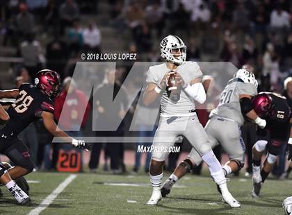 Thumbnail 3 in St. John Bosco vs. Oaks Christian (CIF SS Playoff DIV 1 Semi Final) photogallery.