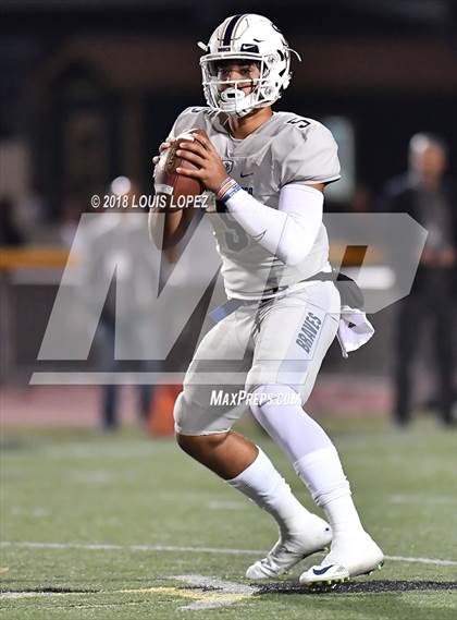 Thumbnail 1 in St. John Bosco vs. Oaks Christian (CIF SS Playoff DIV 1 Semi Final) photogallery.