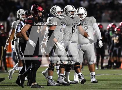 Thumbnail 3 in St. John Bosco vs. Oaks Christian (CIF SS Playoff DIV 1 Semi Final) photogallery.