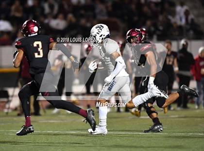 Thumbnail 3 in St. John Bosco vs. Oaks Christian (CIF SS Playoff DIV 1 Semi Final) photogallery.