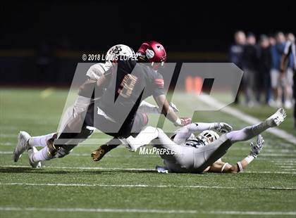 Thumbnail 3 in St. John Bosco vs. Oaks Christian (CIF SS Playoff DIV 1 Semi Final) photogallery.