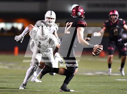 Thumbnail 1 in St. John Bosco vs. Oaks Christian (CIF SS Playoff DIV 1 Semi Final) photogallery.
