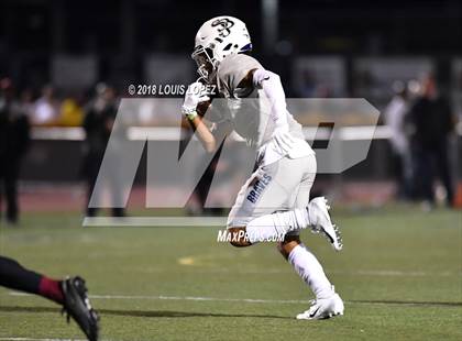 Thumbnail 3 in St. John Bosco vs. Oaks Christian (CIF SS Playoff DIV 1 Semi Final) photogallery.