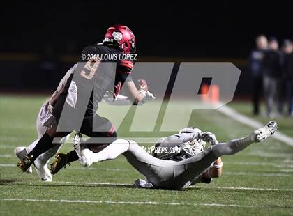 Thumbnail 2 in St. John Bosco vs. Oaks Christian (CIF SS Playoff DIV 1 Semi Final) photogallery.