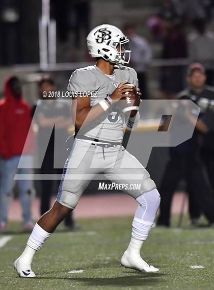 Thumbnail 1 in St. John Bosco vs. Oaks Christian (CIF SS Playoff DIV 1 Semi Final) photogallery.