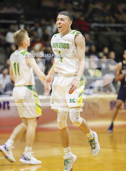 Thumbnail 2 in Delano vs. Kingsburg (CIF D4 Central Section Final) photogallery.