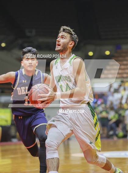 Thumbnail 1 in Delano vs. Kingsburg (CIF D4 Central Section Final) photogallery.