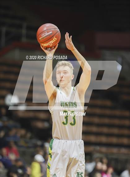 Thumbnail 3 in Delano vs. Kingsburg (CIF D4 Central Section Final) photogallery.