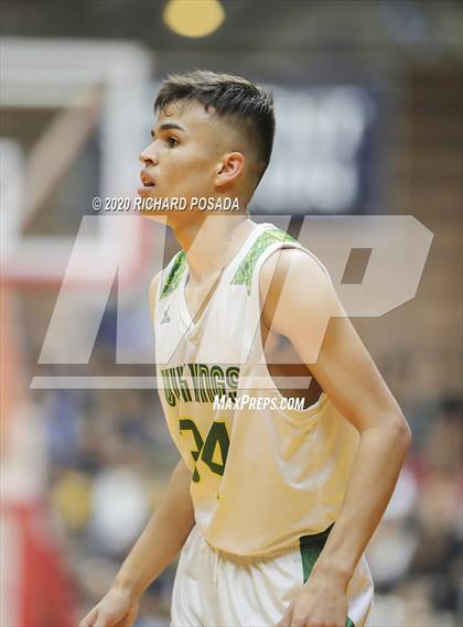 Thumbnail 1 in Delano vs. Kingsburg (CIF D4 Central Section Final) photogallery.