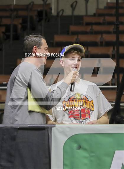 Thumbnail 3 in Delano vs. Kingsburg (CIF D4 Central Section Final) photogallery.
