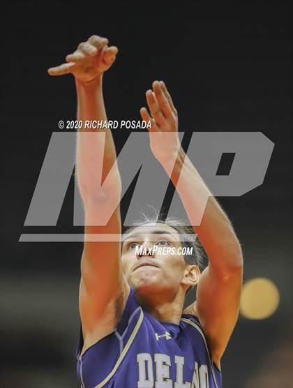 Thumbnail 3 in Delano vs. Kingsburg (CIF D4 Central Section Final) photogallery.