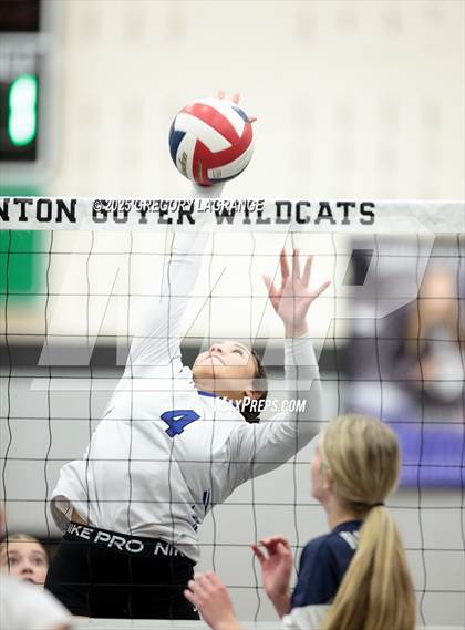 Thumbnail 3 in JV: Flower Mound vs Guyer photogallery.