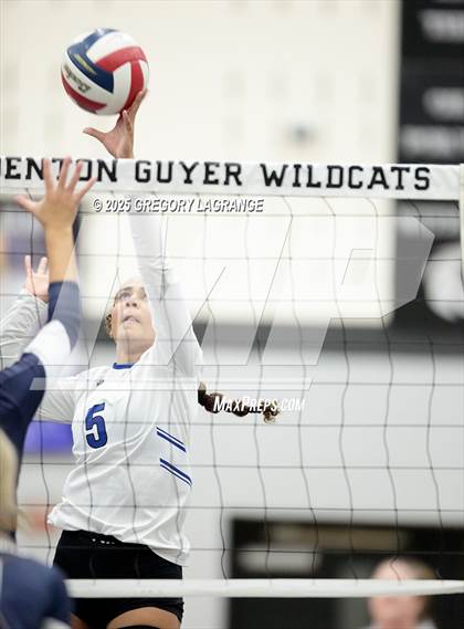 Thumbnail 2 in JV: Flower Mound vs Guyer photogallery.