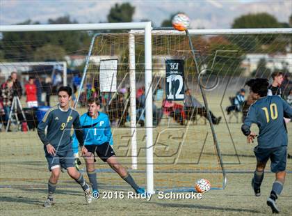 Thumbnail 2 in Parker vs Fallbrook photogallery.