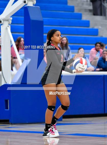 Thumbnail 3 in Northside (Fort Smith) vs Rogers (AAA 7A 1st Round Playoff) photogallery.