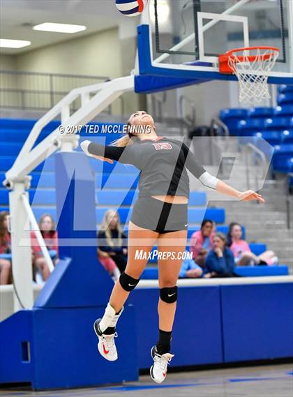 Thumbnail 3 in Northside (Fort Smith) vs Rogers (AAA 7A 1st Round Playoff) photogallery.