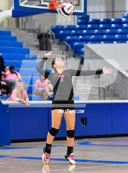 Thumbnail 3 in Northside (Fort Smith) vs Rogers (AAA 7A 1st Round Playoff) photogallery.