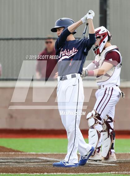 Thumbnail 3 in Walsh Jesuit @ Olentangy Liberty photogallery.