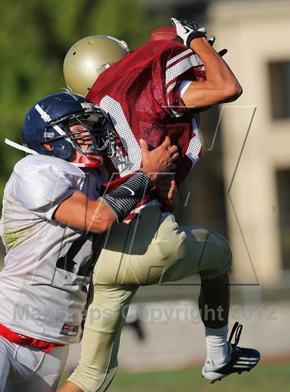Thumbnail 2 in Modesto Christian @ Cardinal Newman photogallery.