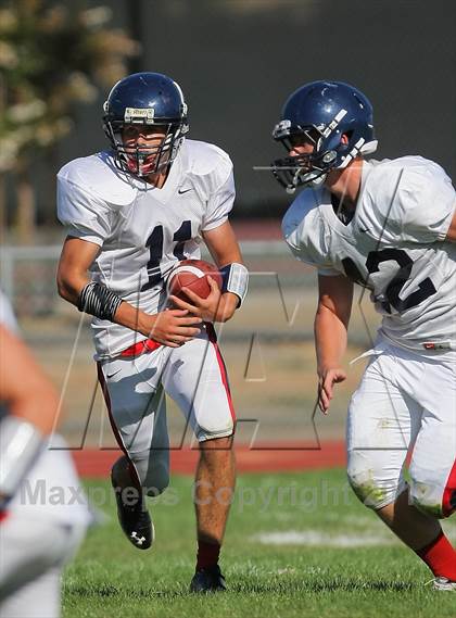 Thumbnail 3 in Modesto Christian @ Cardinal Newman photogallery.