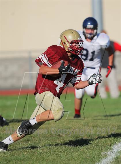 Thumbnail 2 in Modesto Christian @ Cardinal Newman photogallery.